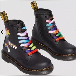 Dr. Martens 1460 Kids Rainbow Lace Up Boots Multicolor ~ Size 6 Youth